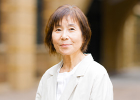 辛島 千恵子教授