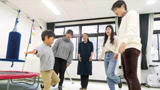子どもの発達段階を確認