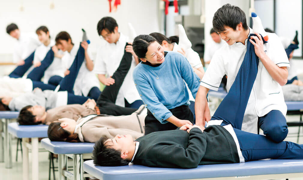 リハビリテーション学部